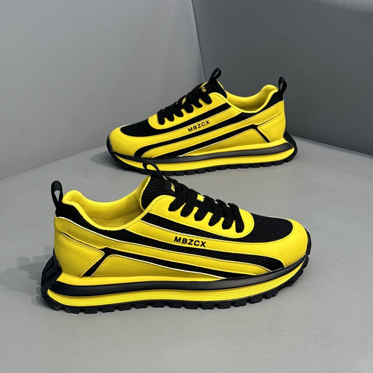 Badminton Shoes - Scarpe da Corsa Traspiranti in Mesh