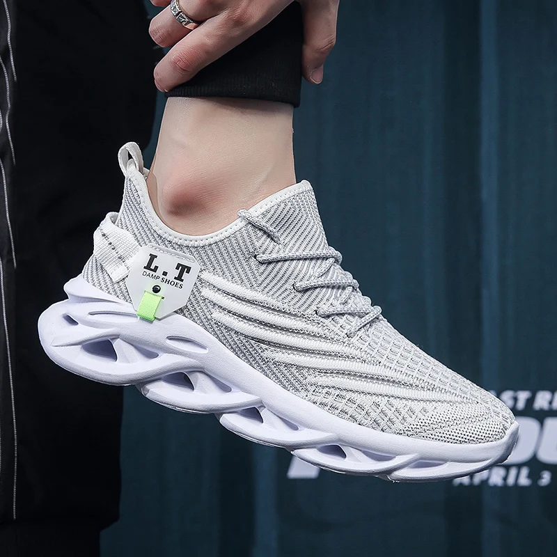 Scarpe da corsa sportive da uo - Badminton Shoes recensione e prezzo